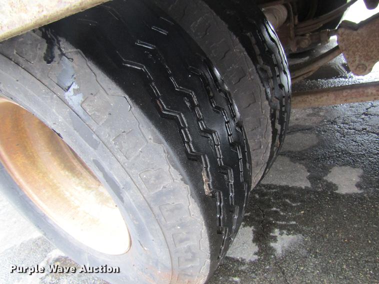 image for item DW9521 1997 Towmaster OT-20LP equipment trailer