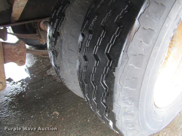 image for item DW9521 1997 Towmaster OT-20LP equipment trailer