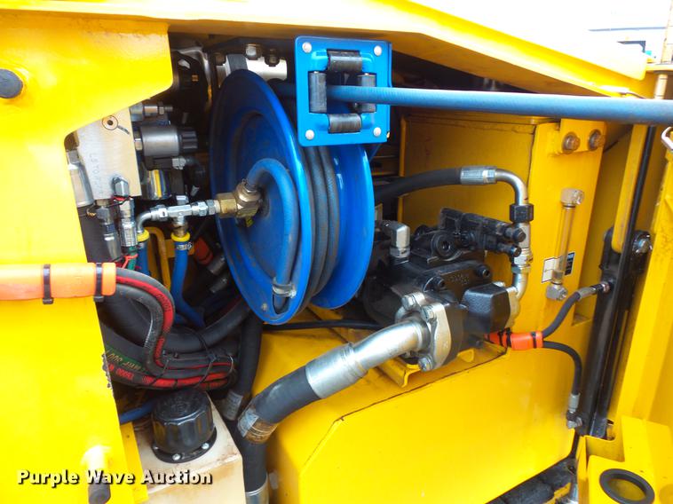 image for item DW9523 2016 Carlson CP100 paver