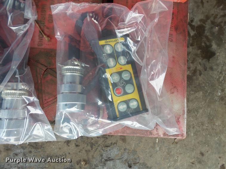 image for item DW9523 2016 Carlson CP100 paver