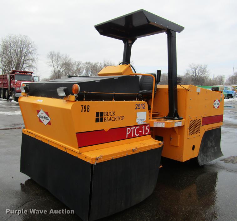 image for item DW9524 2013 Blaw Knox PTC-15 pneumatic roller