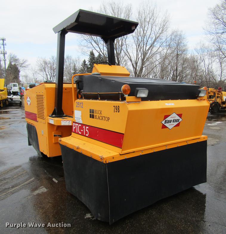 image for item DW9524 2013 Blaw Knox PTC-15 pneumatic roller