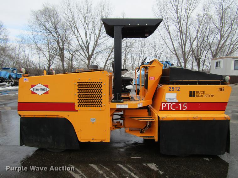 image for item DW9524 2013 Blaw Knox PTC-15 pneumatic roller