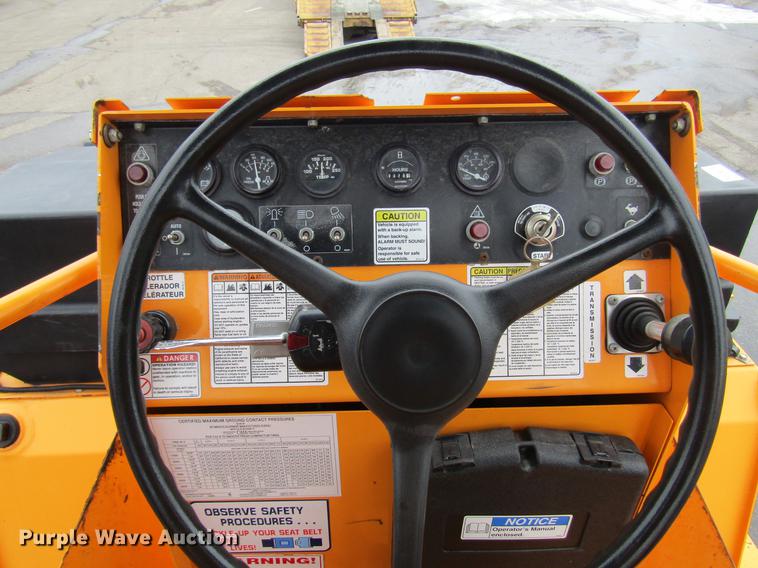 image for item DW9524 2013 Blaw Knox PTC-15 pneumatic roller