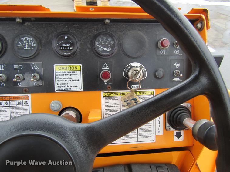 image for item DW9524 2013 Blaw Knox PTC-15 pneumatic roller