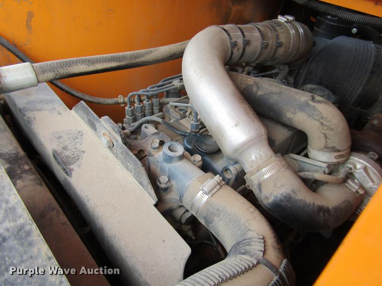 image for item DW9524 2013 Blaw Knox PTC-15 pneumatic roller