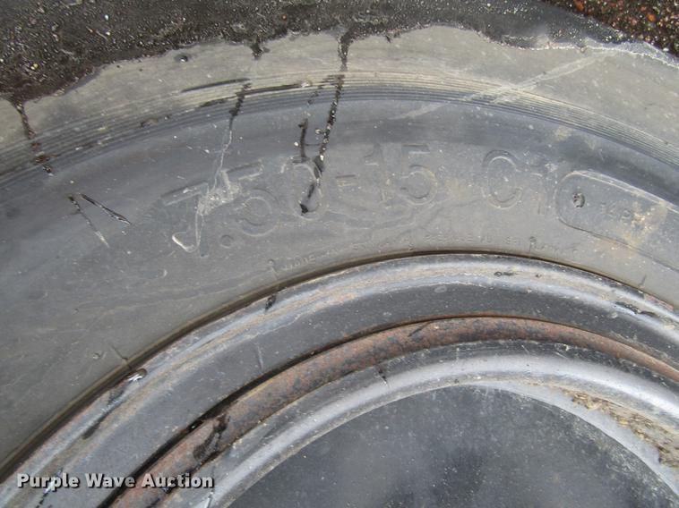 image for item DW9524 2013 Blaw Knox PTC-15 pneumatic roller