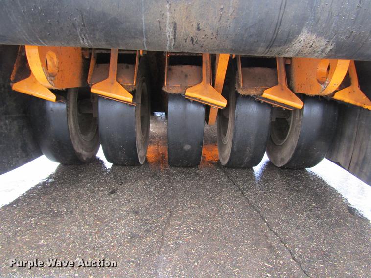 image for item DW9524 2013 Blaw Knox PTC-15 pneumatic roller