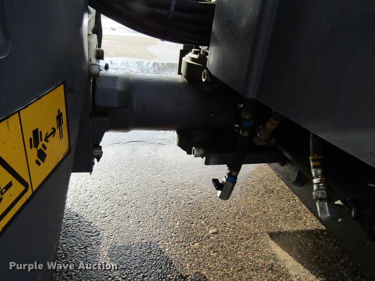 image for item DW9525 2014 Dynapac CC1300 double drum vibratory roller