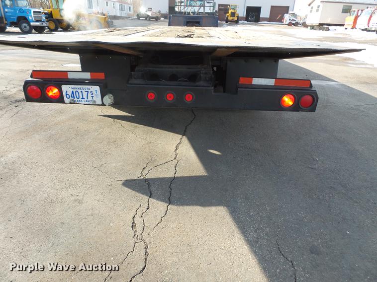 image for item DW9526 1999 Landoll ST TRL drop deck traveling axle tilt deck trailer