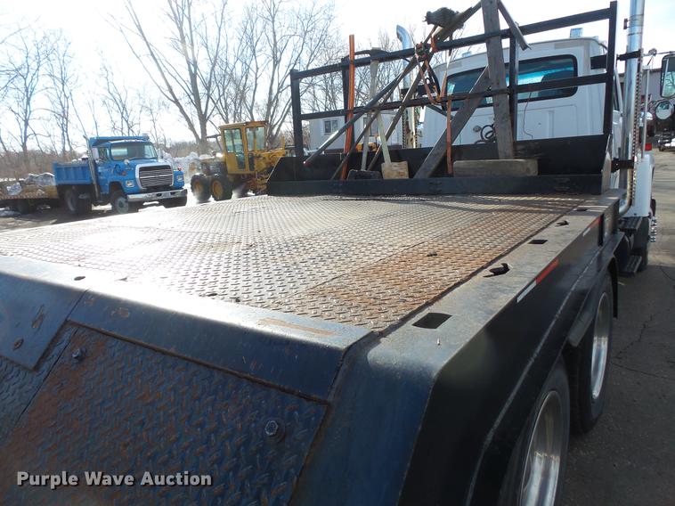 image for item DW9526 1999 Landoll ST TRL drop deck traveling axle tilt deck trailer