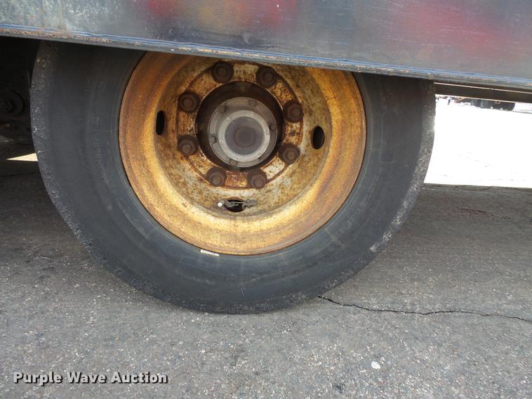 image for item DW9526 1999 Landoll ST TRL drop deck traveling axle tilt deck trailer
