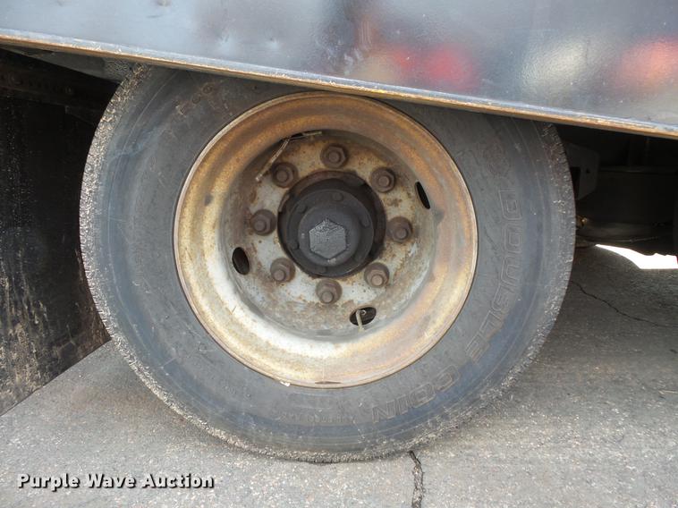 image for item DW9526 1999 Landoll ST TRL drop deck traveling axle tilt deck trailer