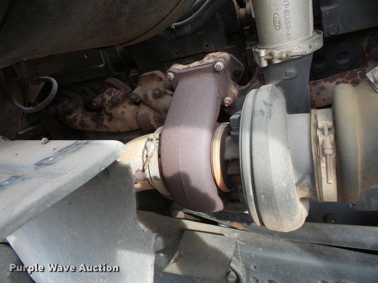 image for item DW9527 1995 Ford LT9000 semi truck