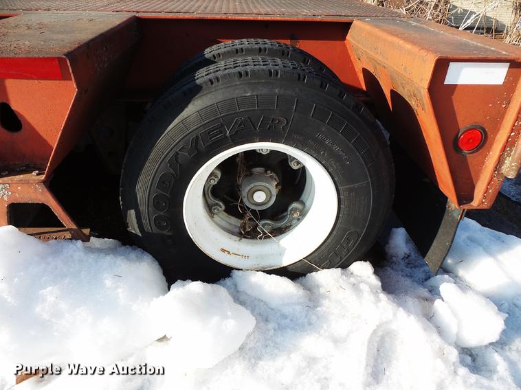 image for item DW9528 1994 Trail-Eze DP20H20 equipment trailer