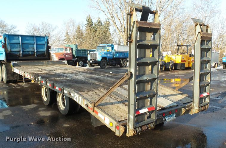 image for item DW9530 2003 BWS 21TT102 tilt deck equipment trailer