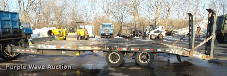 image for item DW9530 2003 BWS 21TT102 tilt deck equipment trailer