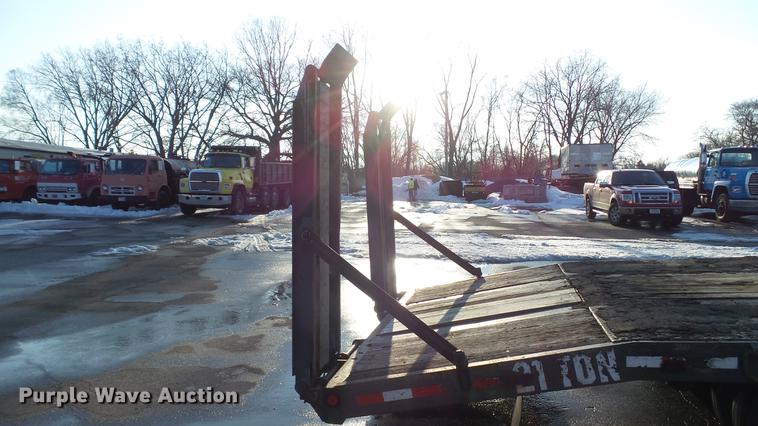 image for item DW9530 2003 BWS 21TT102 tilt deck equipment trailer