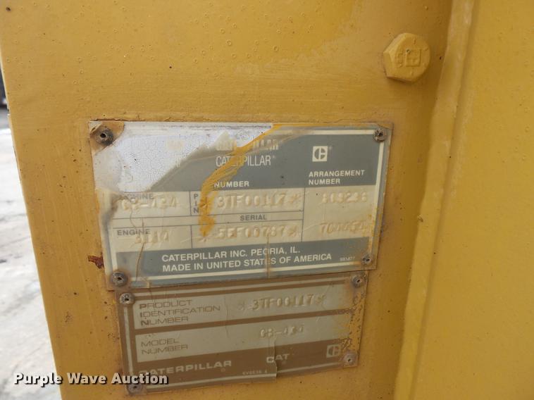 image for item DW9533 1991 Caterpillar CB-434 double drum vibratory roller