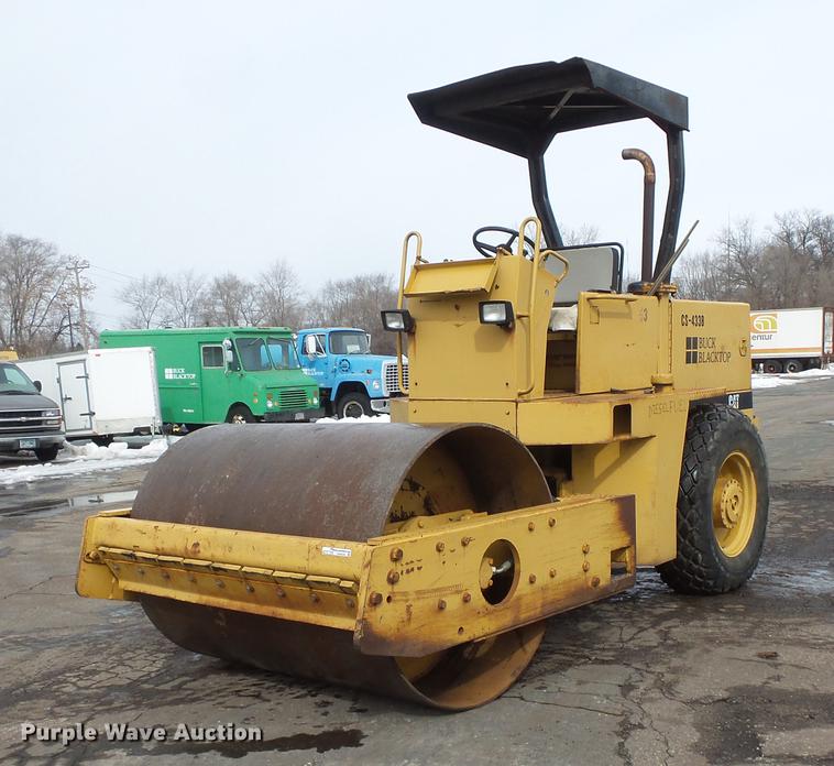 image for item DW9534 1992 Caterpillar CS-433B single vibratory drum roller