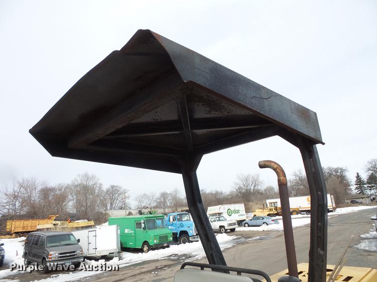 image for item DW9534 1992 Caterpillar CS-433B single vibratory drum roller