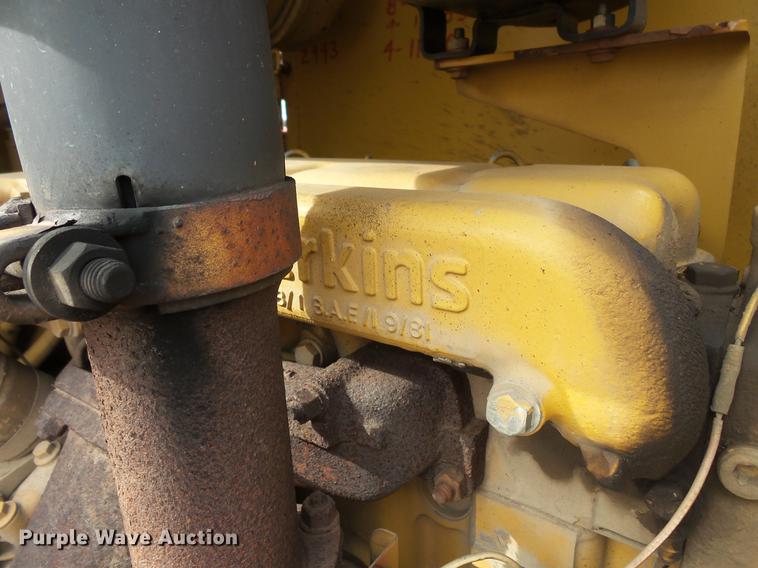 image for item DW9534 1992 Caterpillar CS-433B single vibratory drum roller