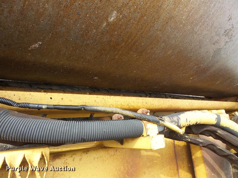 image for item DW9534 1992 Caterpillar CS-433B single vibratory drum roller