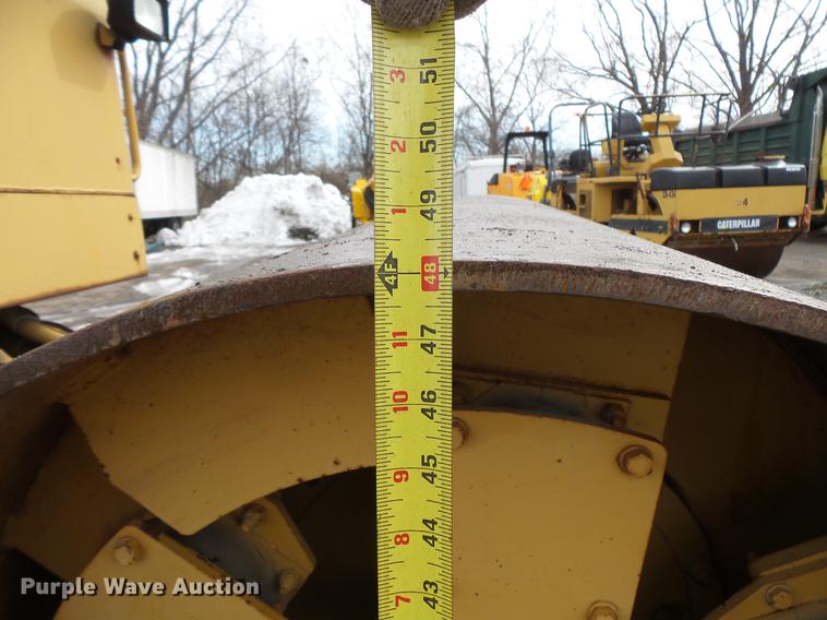 image for item DW9534 1992 Caterpillar CS-433B single vibratory drum roller