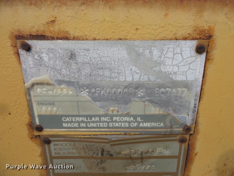 image for item DW9534 1992 Caterpillar CS-433B single vibratory drum roller