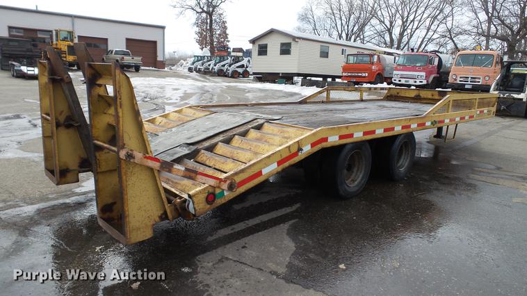 image for item DW9535 1990 Towmaster T20 equipment trailer