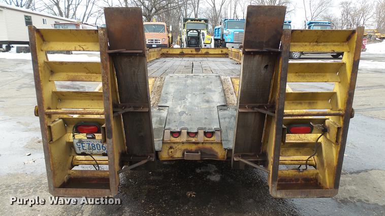 image for item DW9535 1990 Towmaster T20 equipment trailer