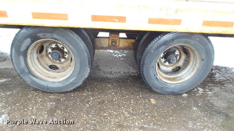 image for item DW9535 1990 Towmaster T20 equipment trailer