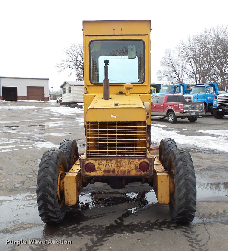 image for item DW9536 Fiat-Allis 65 rigid frame motor grader