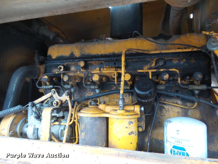 image for item DW9536 Fiat-Allis 65 rigid frame motor grader