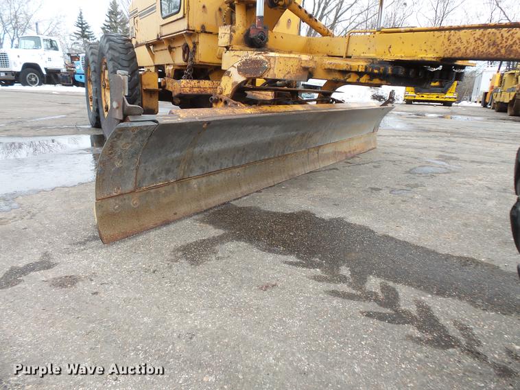 image for item DW9536 Fiat-Allis 65 rigid frame motor grader