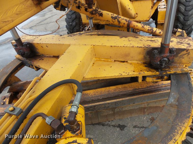 image for item DW9536 Fiat-Allis 65 rigid frame motor grader