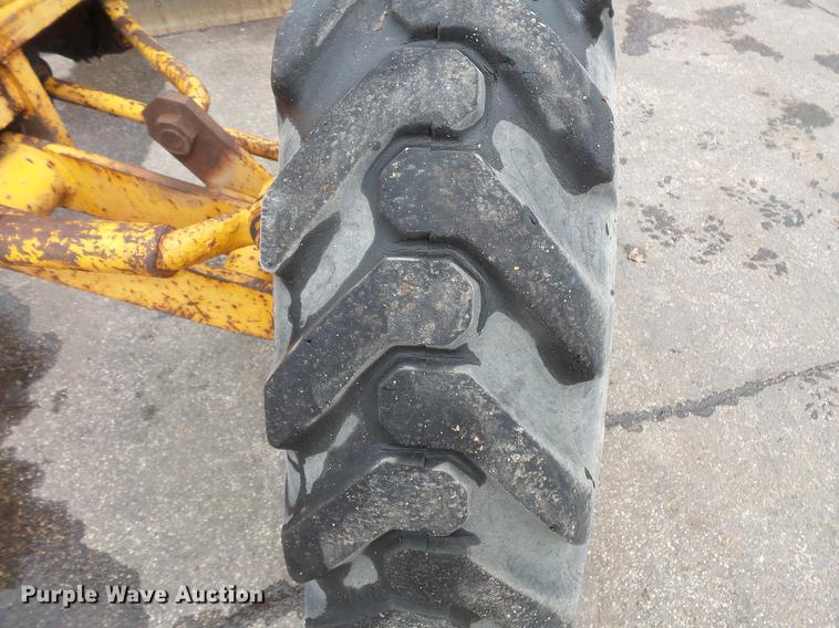 image for item DW9536 Fiat-Allis 65 rigid frame motor grader