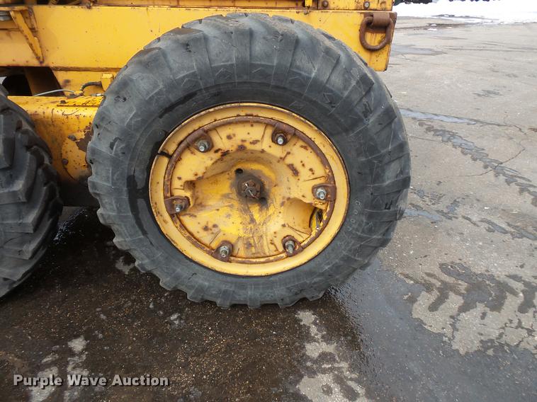 image for item DW9536 Fiat-Allis 65 rigid frame motor grader