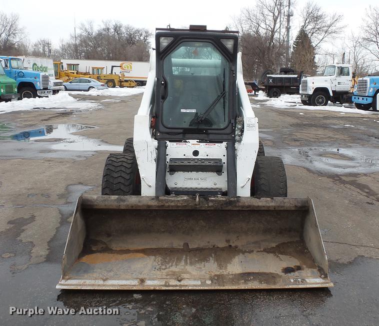 image for item DW9537 2010 Bobcat S300 skid steer