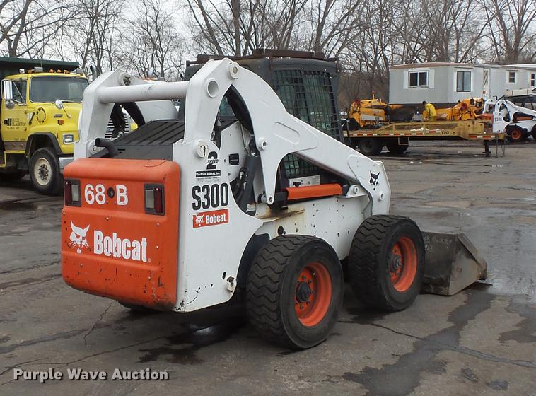 image for item DW9537 2010 Bobcat S300 skid steer