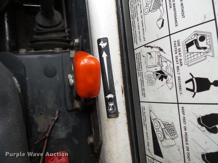 image for item DW9537 2010 Bobcat S300 skid steer