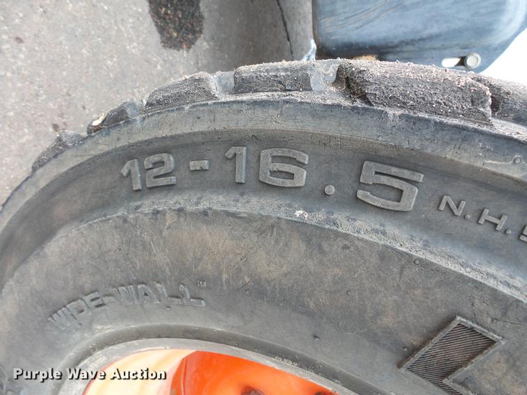 image for item DW9537 2010 Bobcat S300 skid steer