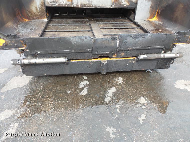 image for item DW9538 2006 LeeBoy 8510 paver