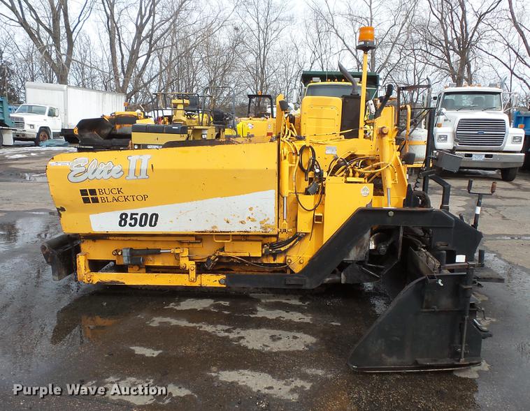 image for item DW9539 2002 LeeBoy L8500T paver