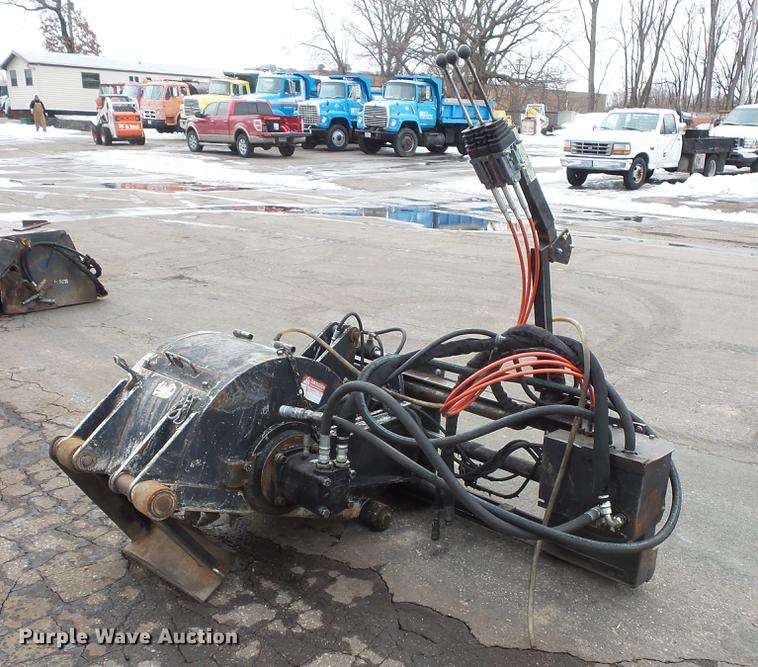 image for item DW9542 Universal AP400 skid steer cold planer