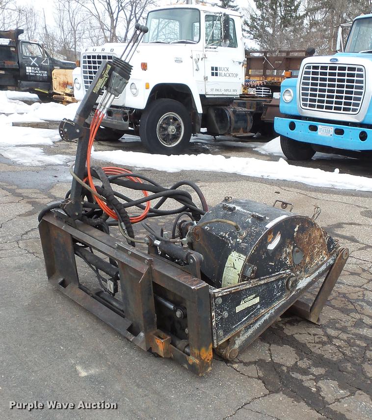 image for item DW9542 Universal AP400 skid steer cold planer