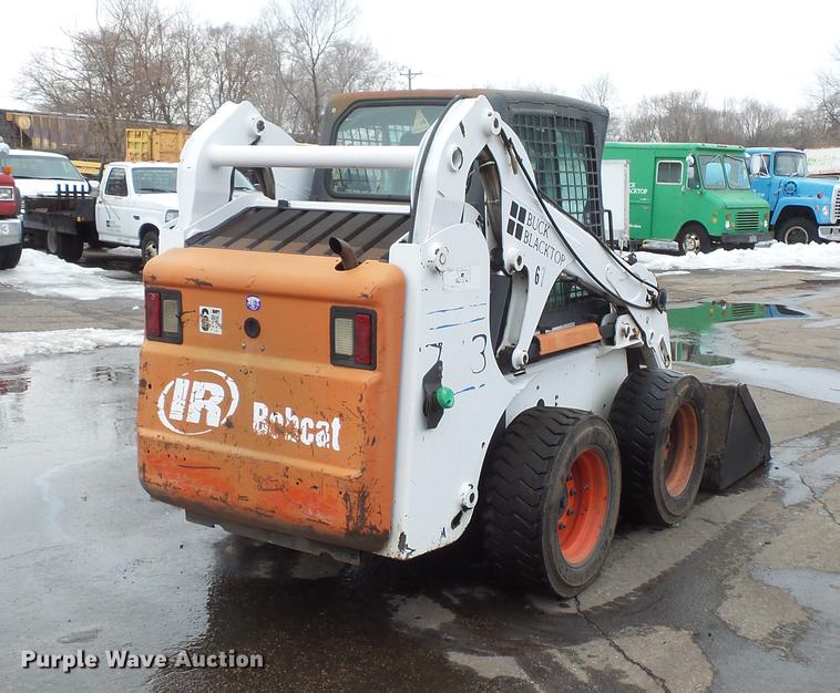 image for item DW9546 2001 Bobcat 773 skid steer