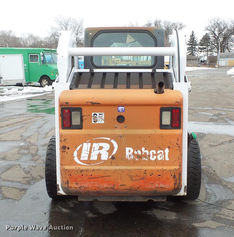 image for item DW9546 2001 Bobcat 773 skid steer