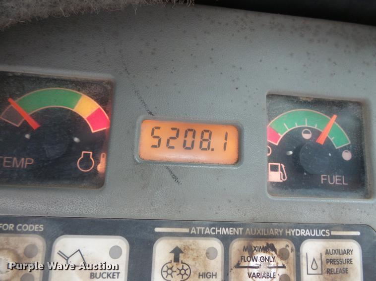 image for item DW9546 2001 Bobcat 773 skid steer