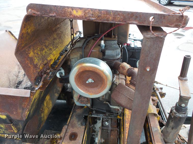 image for item DW9547 Asphalt curb machine